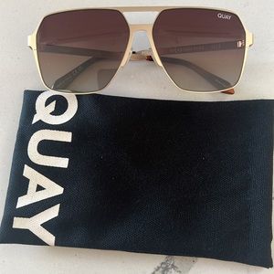 Quay Australia Backstage Pass UNISEX